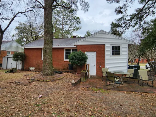 3526 Furman Dr, Fayetteville, NC 28304