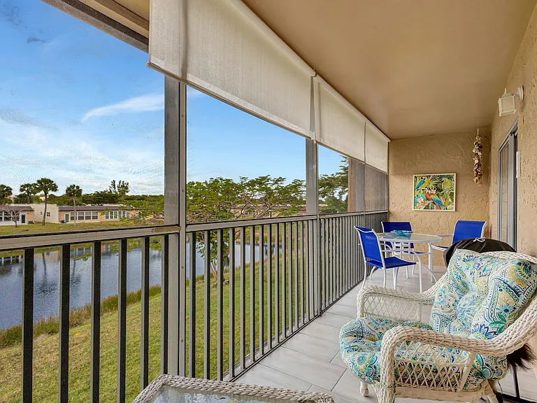 154 Lake Meryl Dr #255 — Photo 13