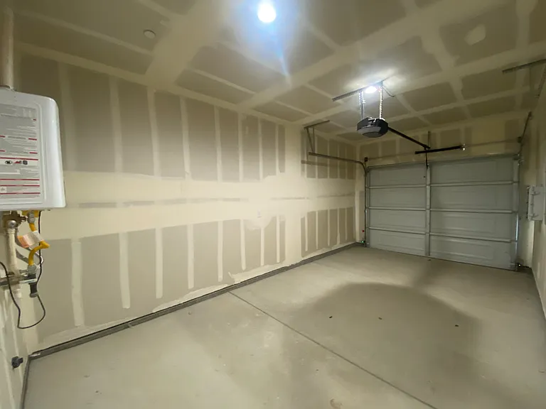 4106 E Kaweah Ave — Photo 14