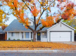 2092 E Cromwell Ave, Fresno, CA 93720