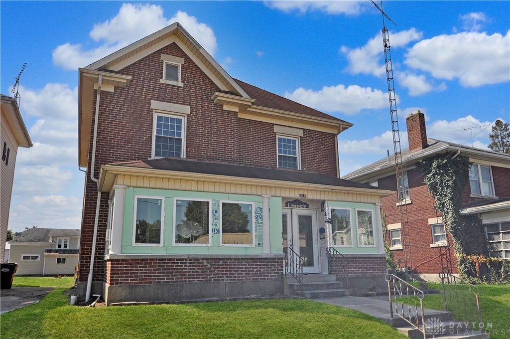 Real estate listing image