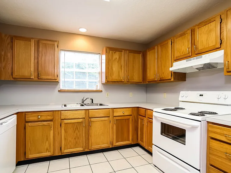 19311 Cypress Bay Dr — Photo 6