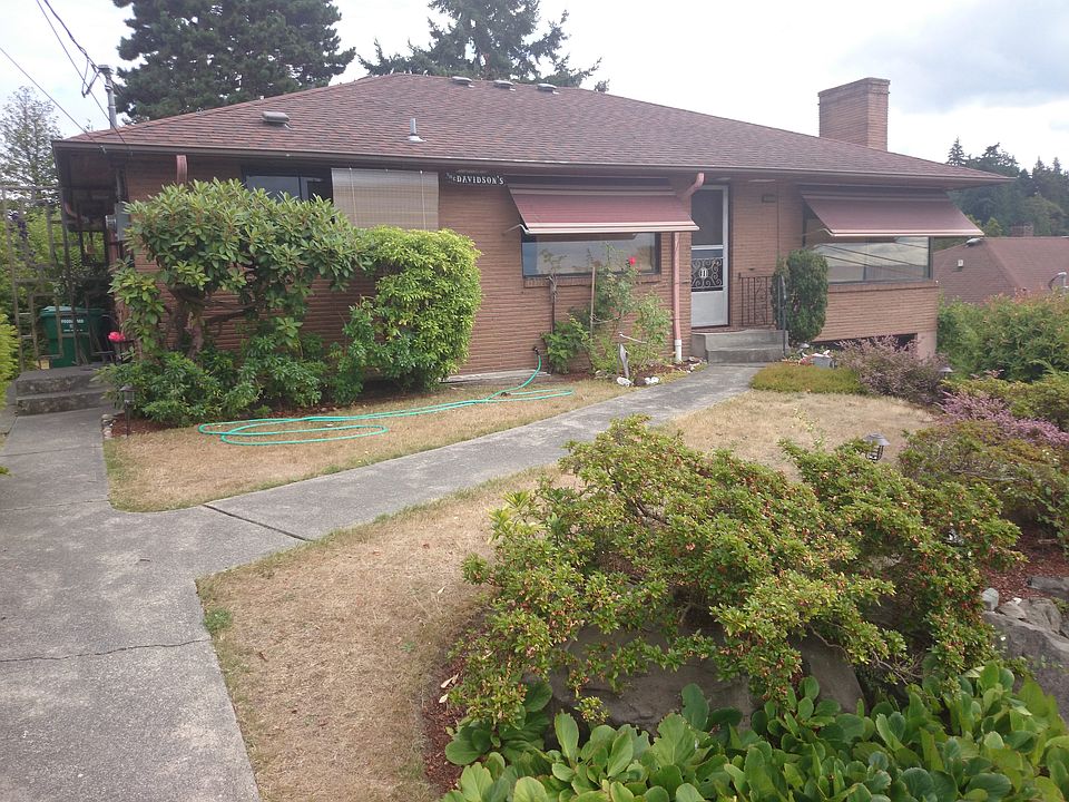 2nd image of 8868 42nd Ave SW