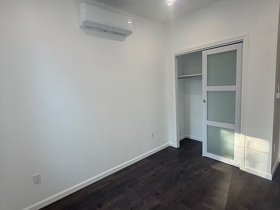 4th image of 4022 Murray St Floor 2