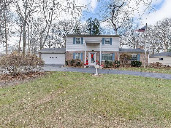 4th image of 7546 Lindenwood Dr
