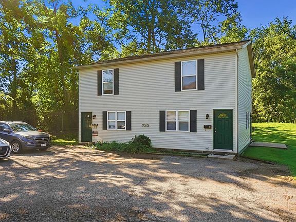 2nd image of 723 Wesley Ave