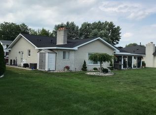 7271 Riverside Dr, Algonac, MI 48001