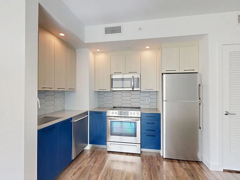Broadridge — Photo 102