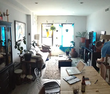 Rented by Full Time Management | media 52