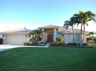 7076 Thunder Bay Dr, Lake Worth, FL 33467