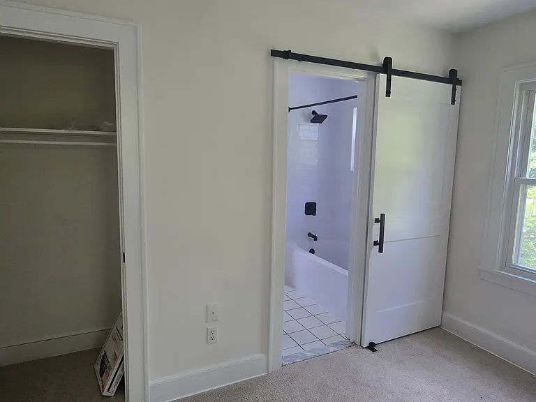 140 Knickerbocker Rd #2 — Photo 4