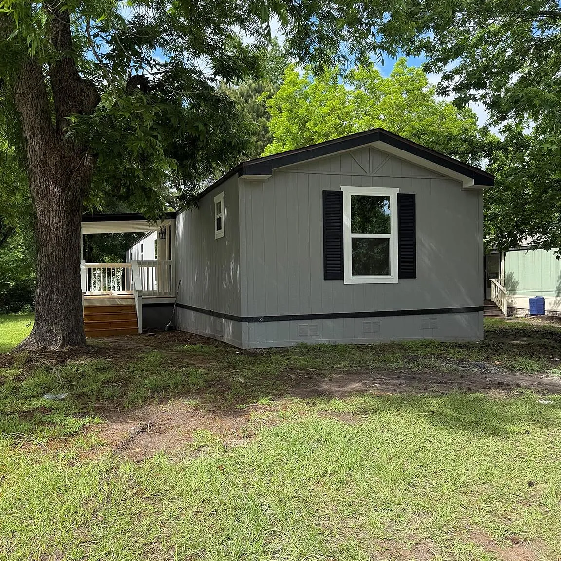 3 bed, 2.0 bath, $1,400 — Photo 2