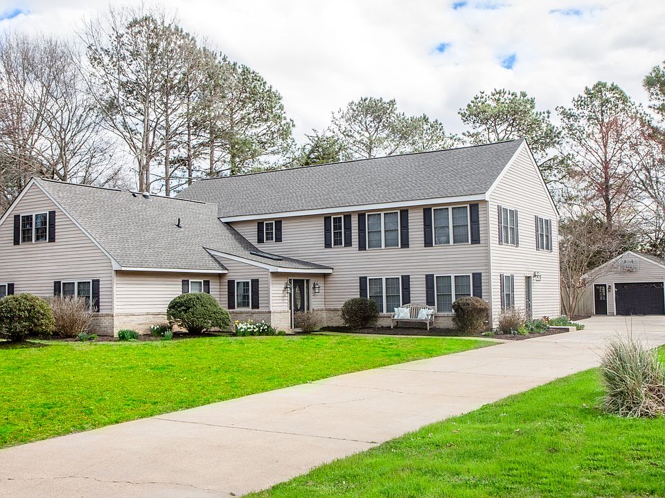 1st image of 1372 Baycliff Dr