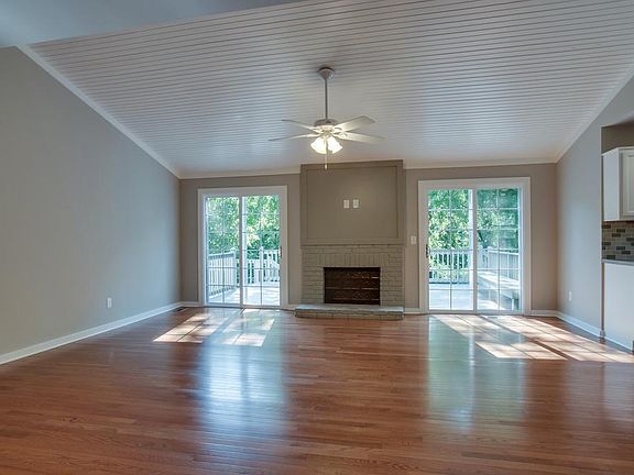 4th image of 785 Harpeth Bend Dr
