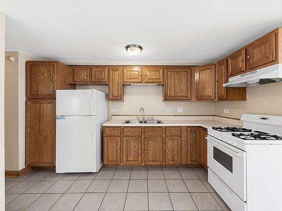 2nd image of 5034 W 19th St #13