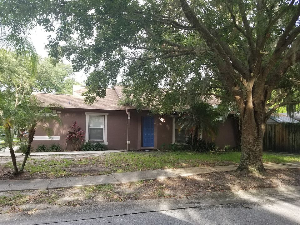 Corner lot