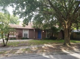5801 Meadowpark Pl, Lithia, FL 33547