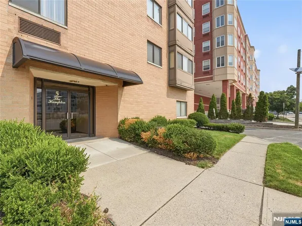5 Linden Street, Hackensack, NJ 07601