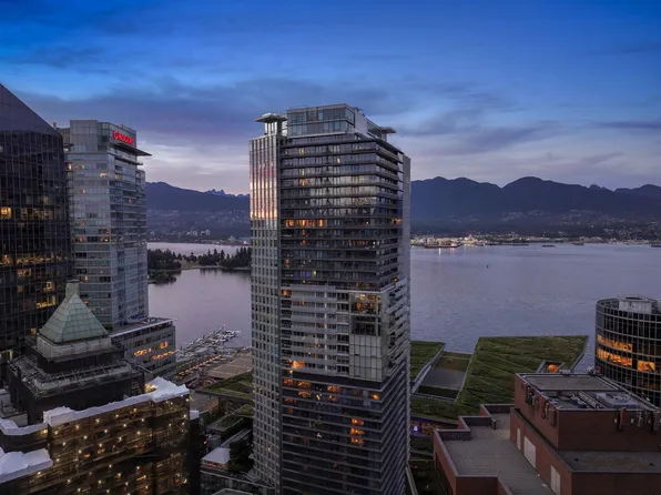 1011 Cordova St W #3804, Vancouver, BC V6C 0B2