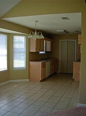2nd image of 6925 Oakhurst Dr
