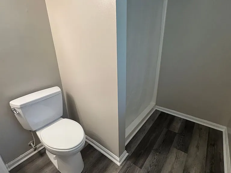 431 Valley Dr — Photo 5