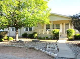 466 Coyote Ridge Dr, Kerrville, TX 78028