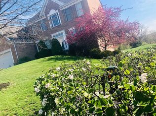 209 Rock Run Rd, Mcmurray, PA 15317