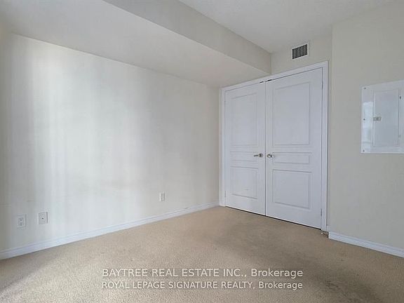3rd image of 352 Front St W #622