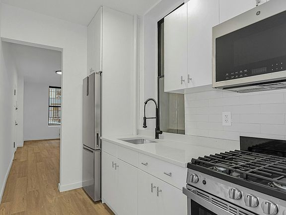 2nd image of 531 E 83rd St APT 1C