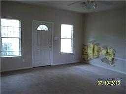 3rd image of 2514 Drayton Ln