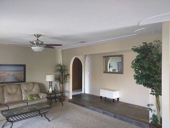 3rd image of 427 Bridgetown Ct
