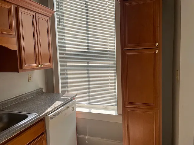 805 South St #6 — Photo 9
