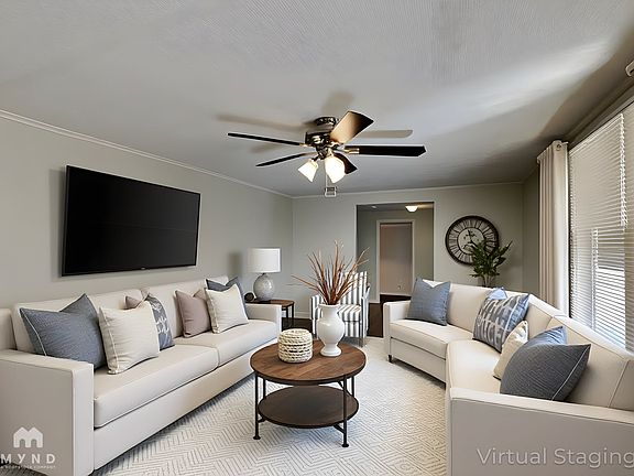 2nd image of 3925 Maggie Dr SE