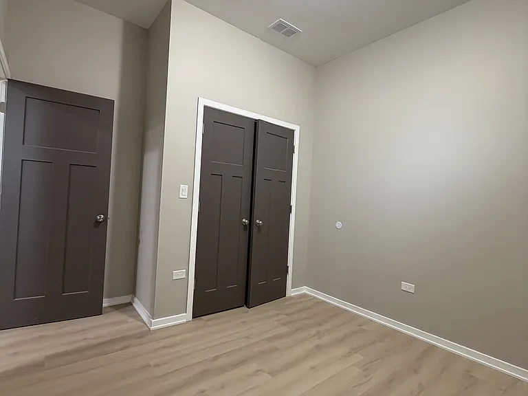 22-26 N Pulaski Rd #22-R — Photo 11