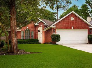151 N Willow Point Cir, Spring, TX 77382