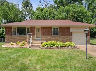 1107 Nectar Dr, Saint Louis, MO 63137