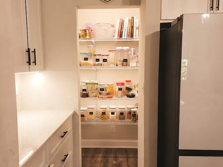 Large Walk-In Pantry, Extended Cabinets