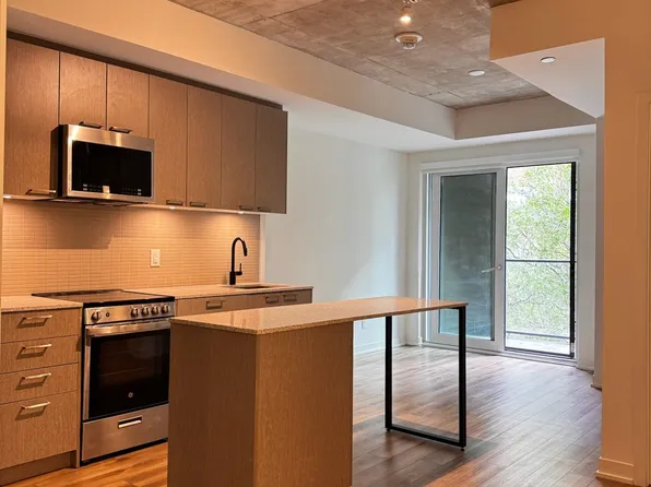 1808 Saint Clair Ave W, Toronto, ON