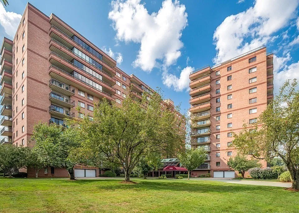 3920 Mystic Valley Pkwy #410