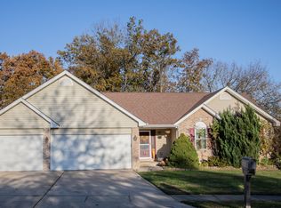 3339 Post View Dr, O'Fallon, MO 63368