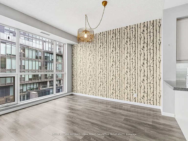 18 Beverley St #706B — Photo 17