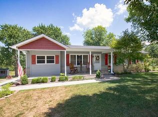 1718 Parr Rd, Wentzville, MO 63385