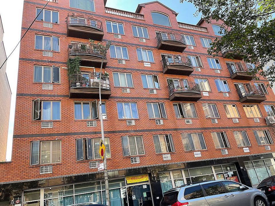 1st image of 14032 Cherry Ave APT 6D
