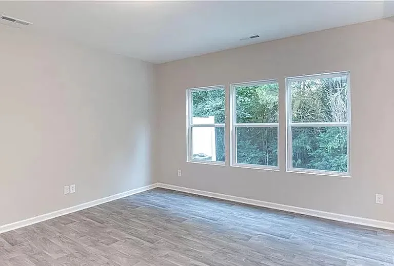 14010 Clayborn St — Photo 14