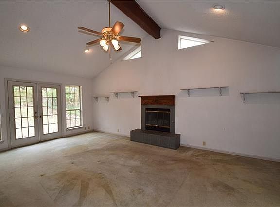 4th image of 8603 Willowick Dr