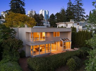 9843 NE 1st St, Bellevue, WA