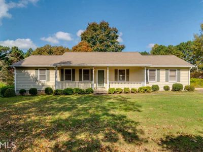 1745 Round Rd, Grayson, GA, 30017