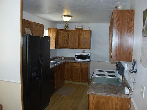 3rd image of 4903 W Parr Dr