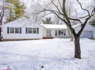 7 Pine Ridge Dr, East Brunswick, NJ 08816