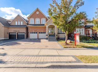 4 Castle Mountain Dr, Brampton, ON L6R 2Y1